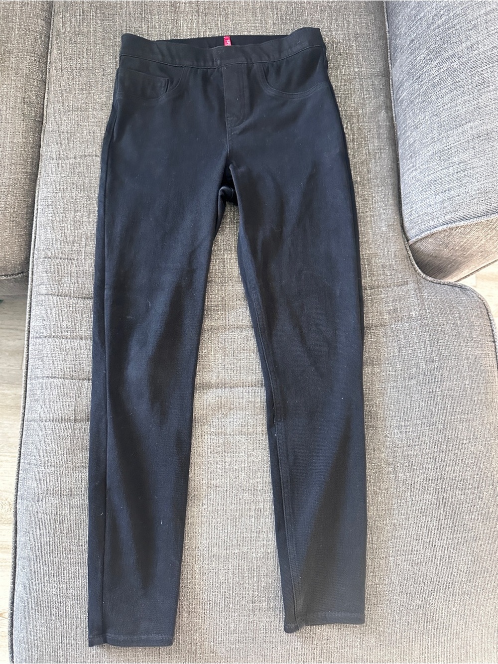 SPANX Black Pull-On Skinny Pants S Stretch Shaping Jeggings